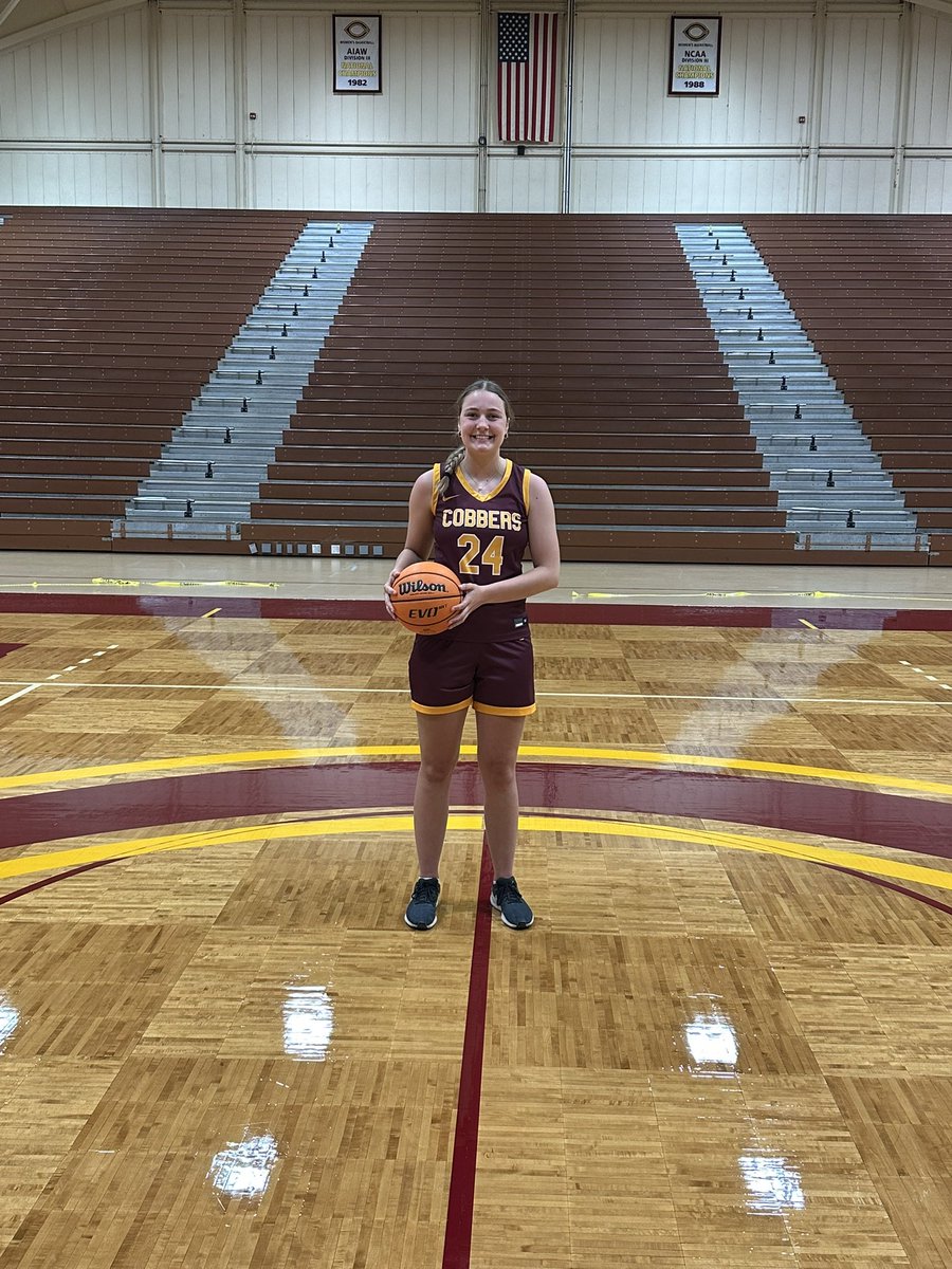 I want to send a huge thank you to Coach Wagers and players for an amazing visit today at Concordia Moorhead College! I’m excited to have received an official offer from them! <a href="/CobberWbb/">CobberWbb</a> #rollcobs🌽