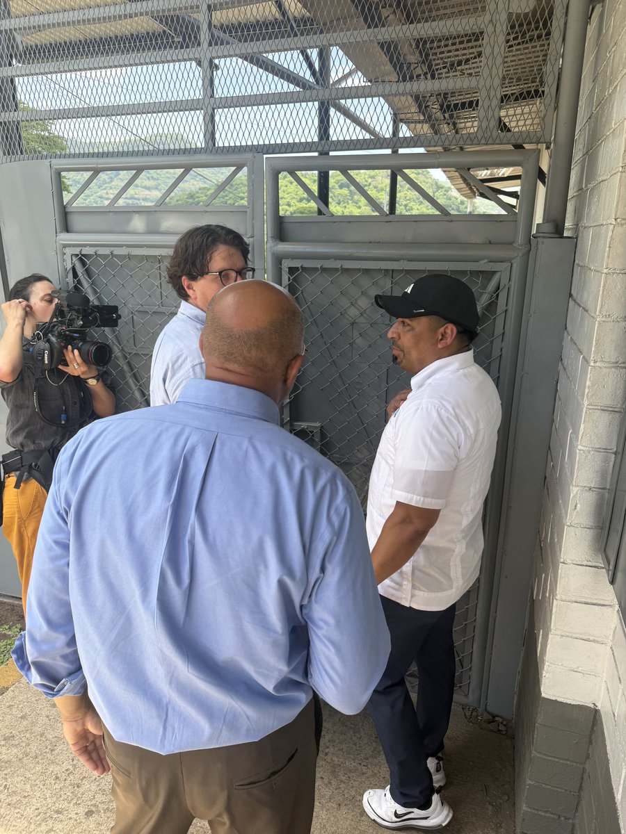 Rep. Glenn Ivey tweet media