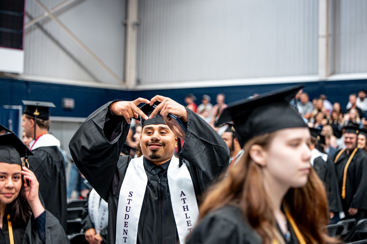 “To God be the glory, great things He has done.”

The Class of 2025 walked boldly across the stage—and now into their calling.
Take a look at a few favorite moments from Commencement weekend!

flickr.com/photos/1645117…
#FaithAndFuture #SCGrad2025 #SterlingCollege