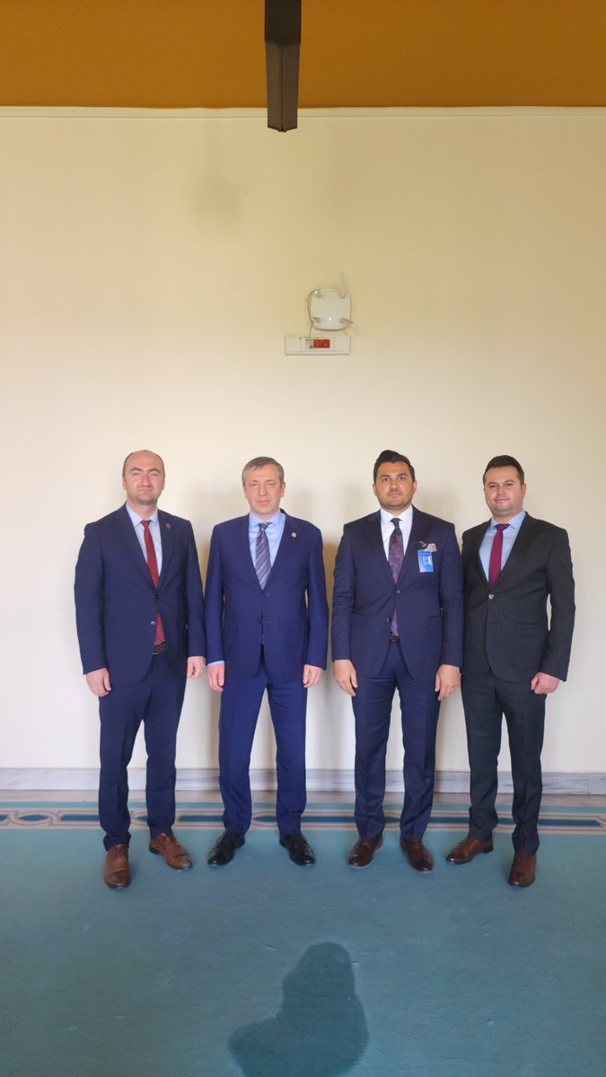 Kamu Uzmanları Platformu (@kamu_uzmanlari) on Twitter photo "Türkiye Yüzyılında Merkez Kariyer Uzmanlığı Şurası"na Sayın <a href="/ifarukaksu/">İsmail Faruk Aksu</a> ve <a href="/ratureli/">Rahmi Aşkın Türeli</a> vekillerimizi davet ettik; güncel gelişmeleri konuştuk. Sayın vekillerimize en içten teşekkürlerimizi sunuyoruz. "Türkiye Yüzyılında Merkez Kariyer Uzmanlığı Şurası"na Sayın <a href="/ifarukaksu/">İsmail Faruk Aksu</a> ve <a href="/ratureli/">Rahmi Aşkın Türeli</a> vekillerimizi davet ettik; güncel gelişmeleri konuştuk. Sayın vekillerimize en içten teşekkürlerimizi sunuyoruz.
