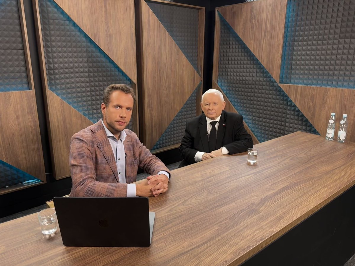 Jan Kanthak #NAWROCKI2025 🇵🇱 (@jankanthak) on Twitter photo Rozmowa z Prezesem <a href="/OficjalnyJK/">Jarosław Kaczyński</a> o brudnej kampanii wyborczej już na kanale <a href="/OficjalneZero/">OficjalneZero</a> Rozmowa z Prezesem <a href="/OficjalnyJK/">Jarosław Kaczyński</a> o brudnej kampanii wyborczej już na kanale <a href="/OficjalneZero/">OficjalneZero</a>