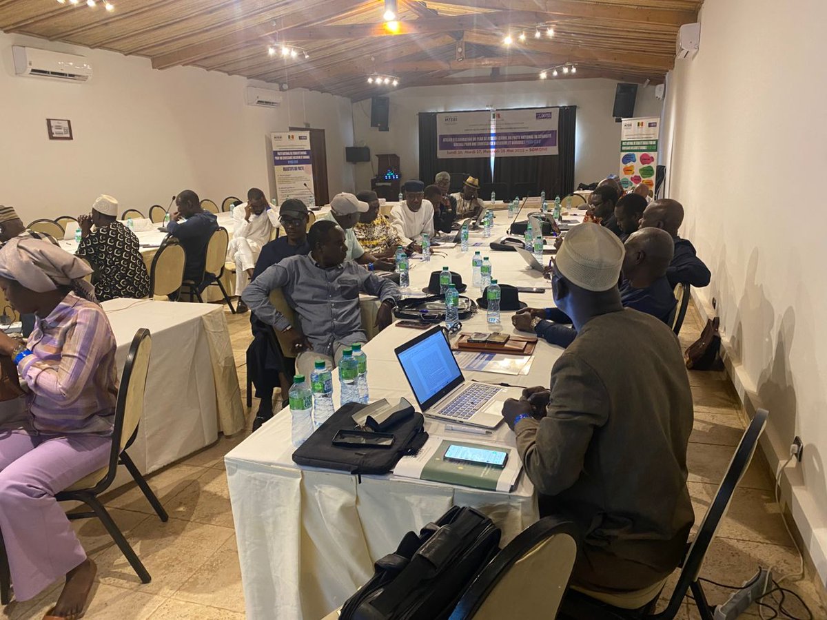 DDgtss's tweet photo. Atelier d’élaboration du plan d’action du PNSS: 
Ce lundi 26 mai 2025, s’est ouvert, sous la présidence de Monsieur le Ministre en charge du Travail, l’atelier d’élaboration du plan d’action du PNSS, signé le 1er mai 2025 par l’ensemble des partenaires sociaux. https://t.co/XvvUEckgtZ