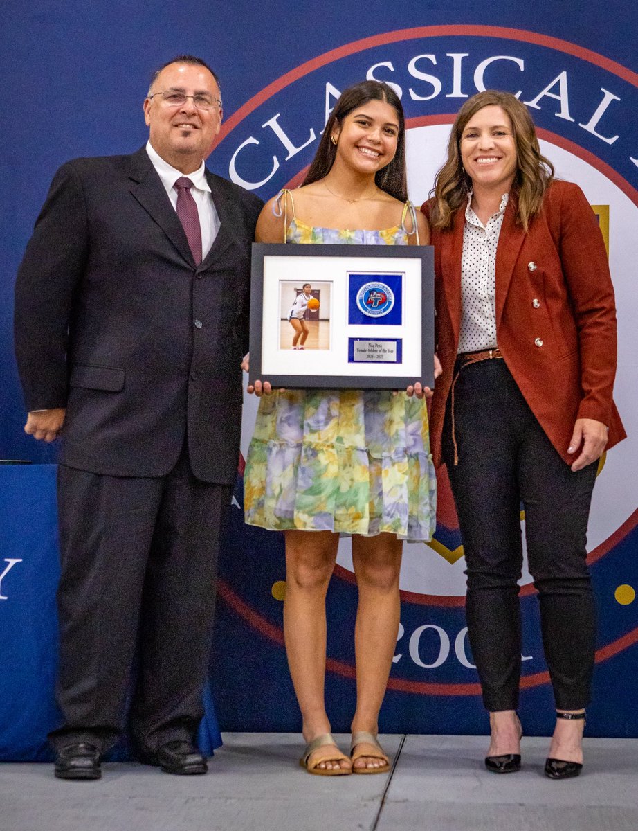 Congratulations to our male and female Athletes of the Year, John Carlson and Noa Peña.