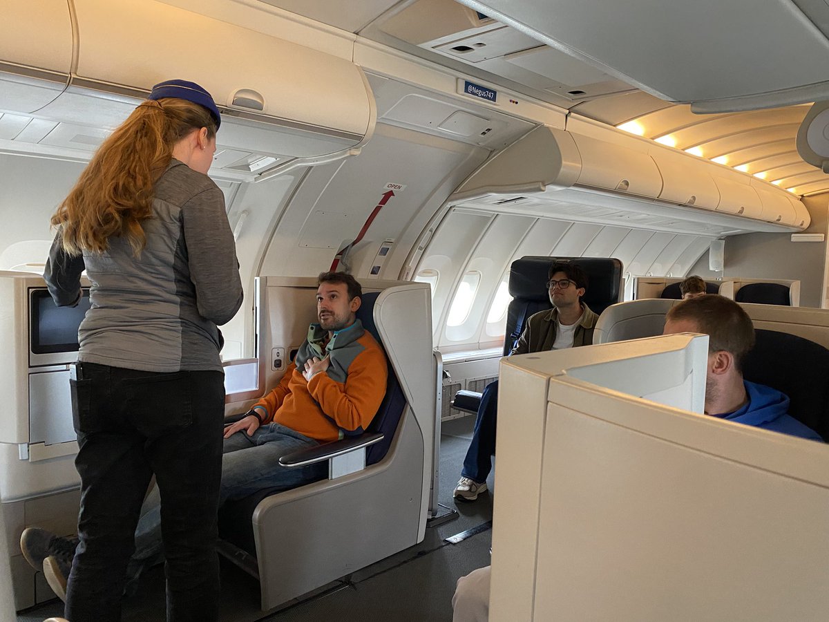 JonNewton999's tweet photo. Part 2 of a collaborative teaching and learning initiative with @BristolUni took place today. However, unlike last weeks simulations which were hosted in the VR suite/practical skills lab @UWEBristol , today we were onboard a British Airways 747 ✈️…. https://t.co/J1zRVHsCi4