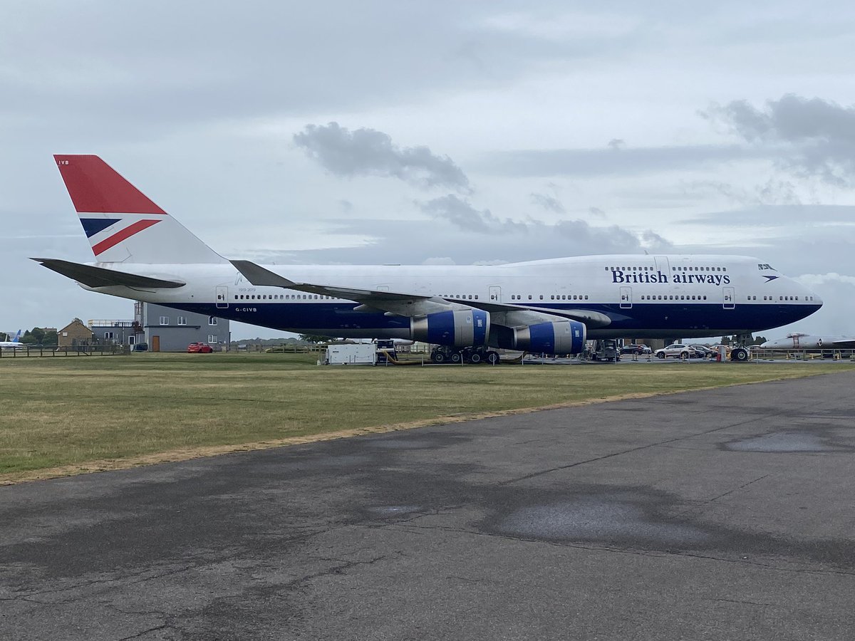 JonNewton999's tweet photo. Part 2 of a collaborative teaching and learning initiative with @BristolUni took place today. However, unlike last weeks simulations which were hosted in the VR suite/practical skills lab @UWEBristol , today we were onboard a British Airways 747 ✈️…. https://t.co/J1zRVHsCi4