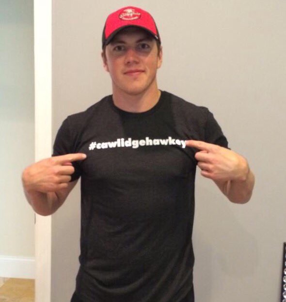 Looks who is in studio doing the TV thing tonight...<a href="/TJOshie77/">TJ Oshie</a>.
7:30 on The Point.
Dallas vs Edmonton ESPN. 8pm