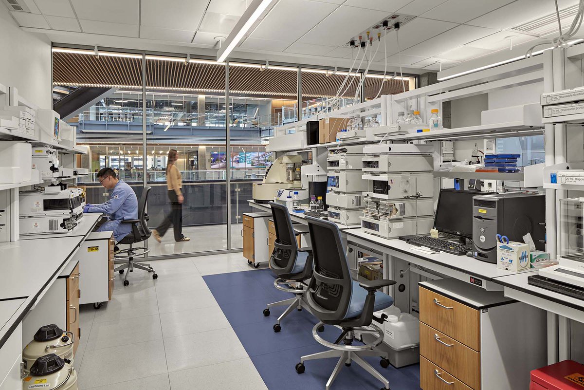 The TMC3 Collaborative Building has won an <a href="/iFDESIGNAWARD/">iF DESIGN</a> in the Life Science category!

The TMC3 Collaborative Building is a role model for the collaboration required by today’s translational science
Read more here: bit.ly/4dGAFFY