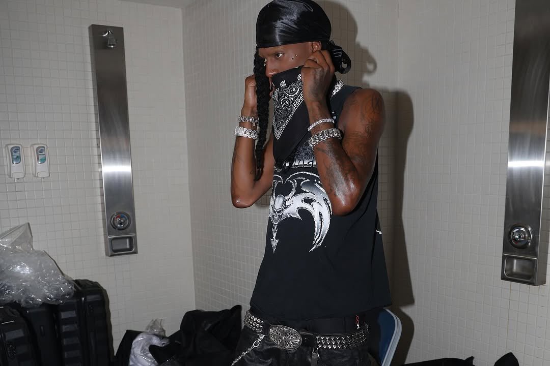 🎵 (@29files) on Twitter photo 