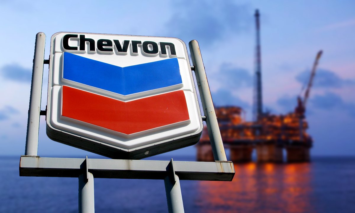 A las 11:55 de la noche del domingo 27 de mayo de 2007, cerraron RCTV.
18 años después, en un mismo día 27 de mayo, EE.UU. ratificó que licencia de Chevron ha vencido.

No hay 5to malo.