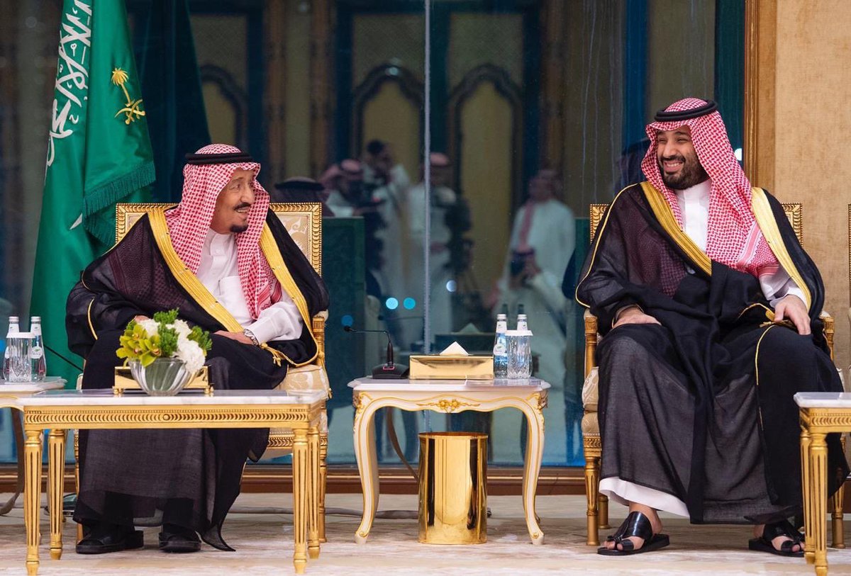 سماحة المفتي العام:

وفق الله خادم الحرمين الشريفين وولي العهد على يقومون به من خدمة حجاج بيت الله الحرام.

-