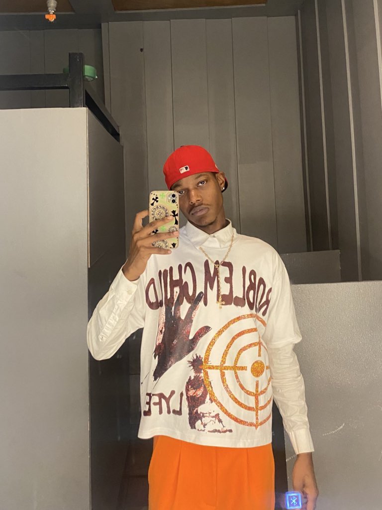 patrickramondd's tweet photo. mirror pics 10/10 🤳🏾 https://t.co/tBmVLHsjXo