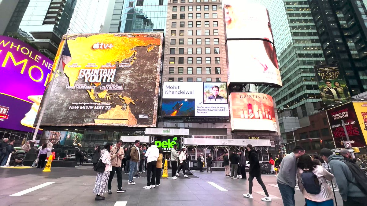 mohitkh7's tweet photo. Spotted myself on a billboard in Times Square, NewYork, thanks to @topmateHQ!
#TimesSquare #Topmate https://t.co/tZBcFEQBgJ