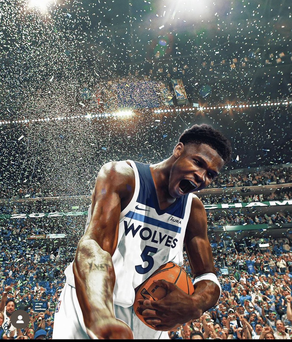 lonnngshotkid's tweet image. Believe In Miracles.

WOLVES IN 7 TILL IT AINT. #WolvesBack