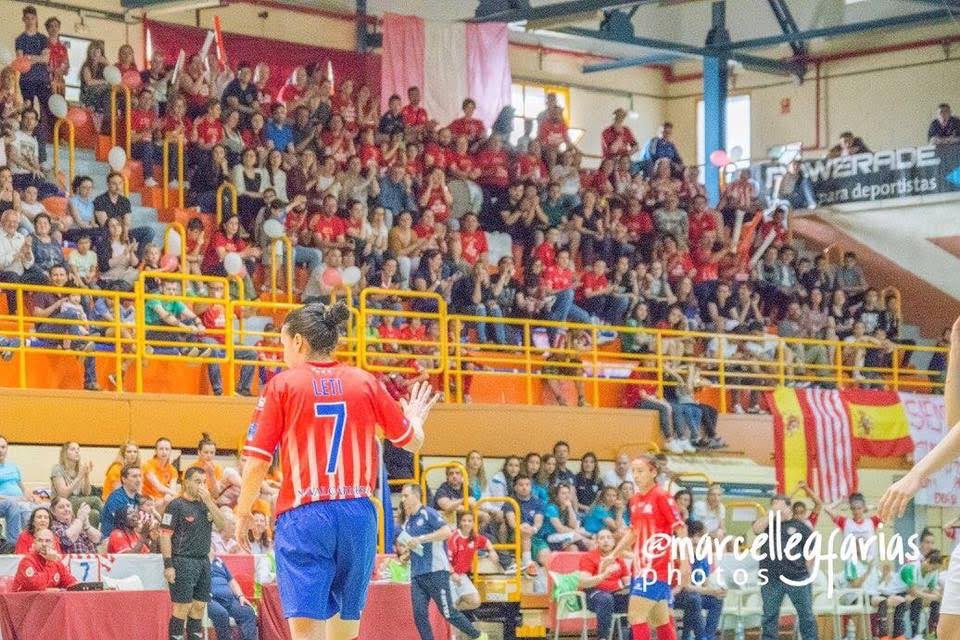 Con el final de la presente temporada, Leti pone punto final a una larguísima trayectoria como jugadora de fútbol sala, la mayor parte, durante 20 temporadas, en nuestro club, con un bagaje inigualable de más de 30 títulos. Sin Leti, las competiciones quedan un poco huérfanas.