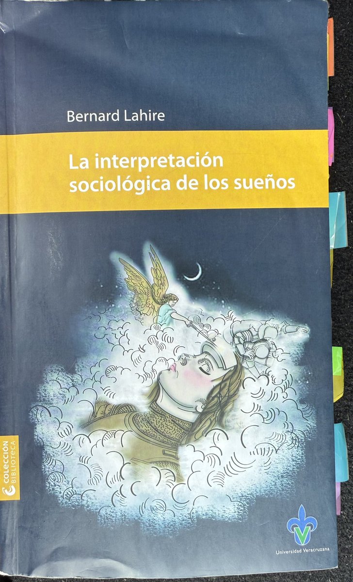 Terminé por fin “La interpretación sociológica de los sueños de Bernard Lahire”. Es un tabique que recorre muchos autores con dos finalidades: 1. Proponer una narrativa científica desde la sociología y 2. Desmontar el discurso freudiano sustentado en la represión inconsciente 👇