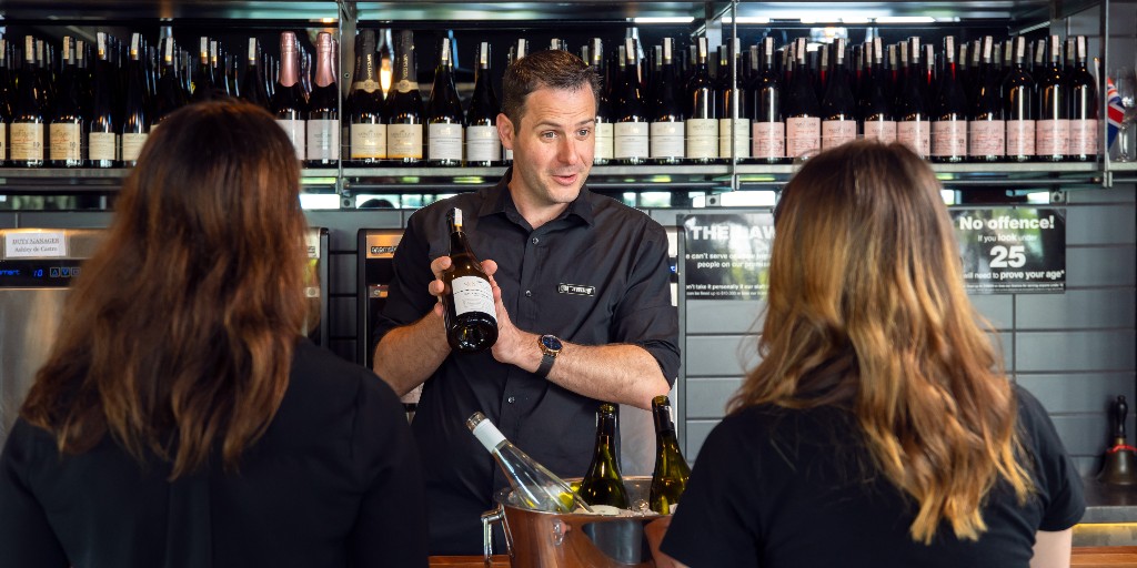 The Saint Clair Vineyard Kitchen has moved to winter hours! 🥶 
Join us from 11am – 4pm, Wednesday to Sunday for great food and award winning Saint Clair wine #nzwine