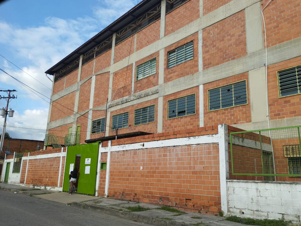 Monseñor Arias Blanco, en 23 de Enero. Parroquia Los Tacarigua

#YoYaVotéEl28J - #YoNoObedezco