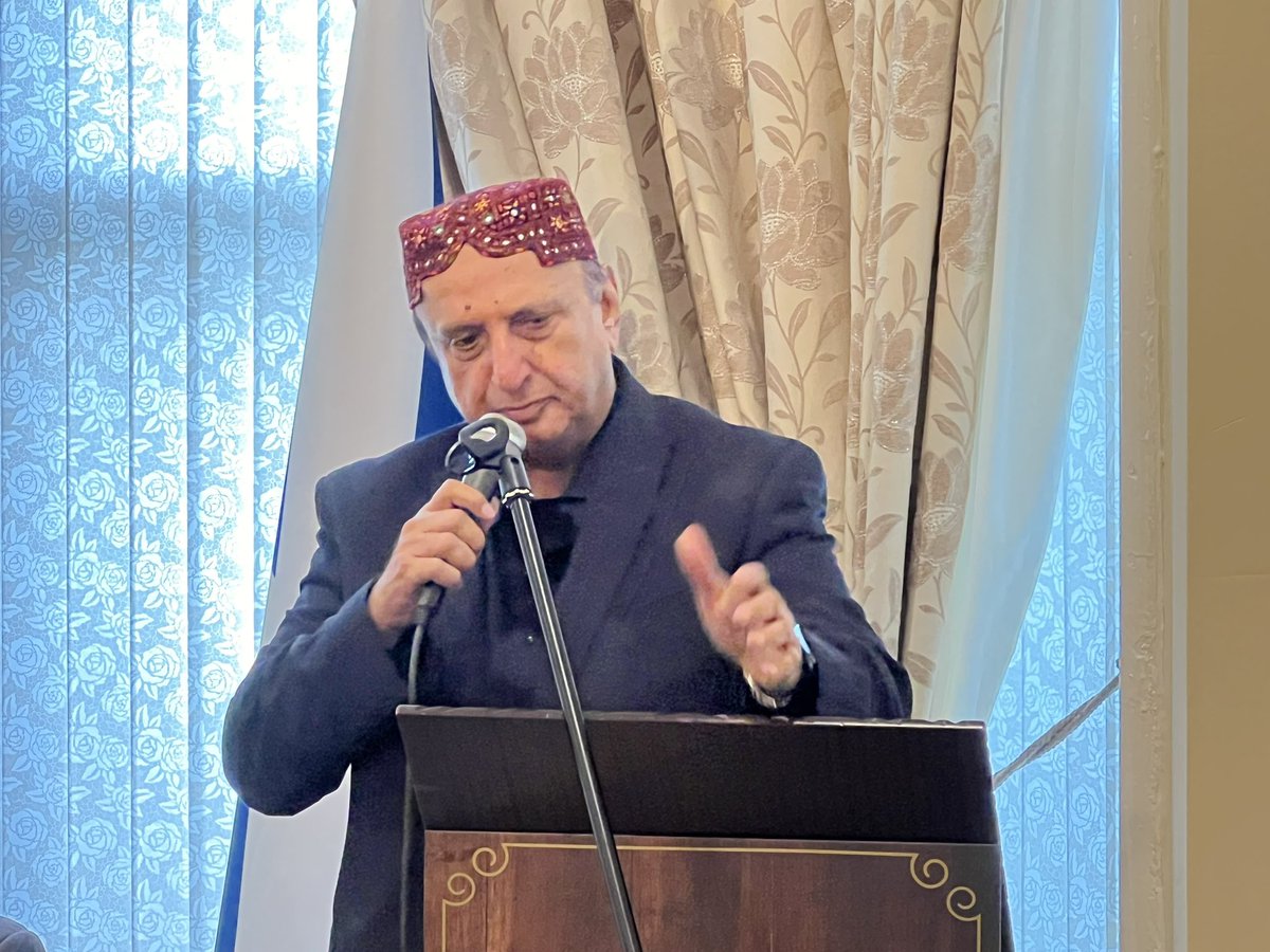 CG Summar Javed welcomed a delegation from the National Assembly's Kashmir Committee, led by Rana Qasim Noon, Riaz Fatyana, Syed Javed Ali Shah &amp; Malik Anwar Taj, for a community interaction with the 🇵🇰  diaspora in Scotland. #Kashmir 

[1/2]