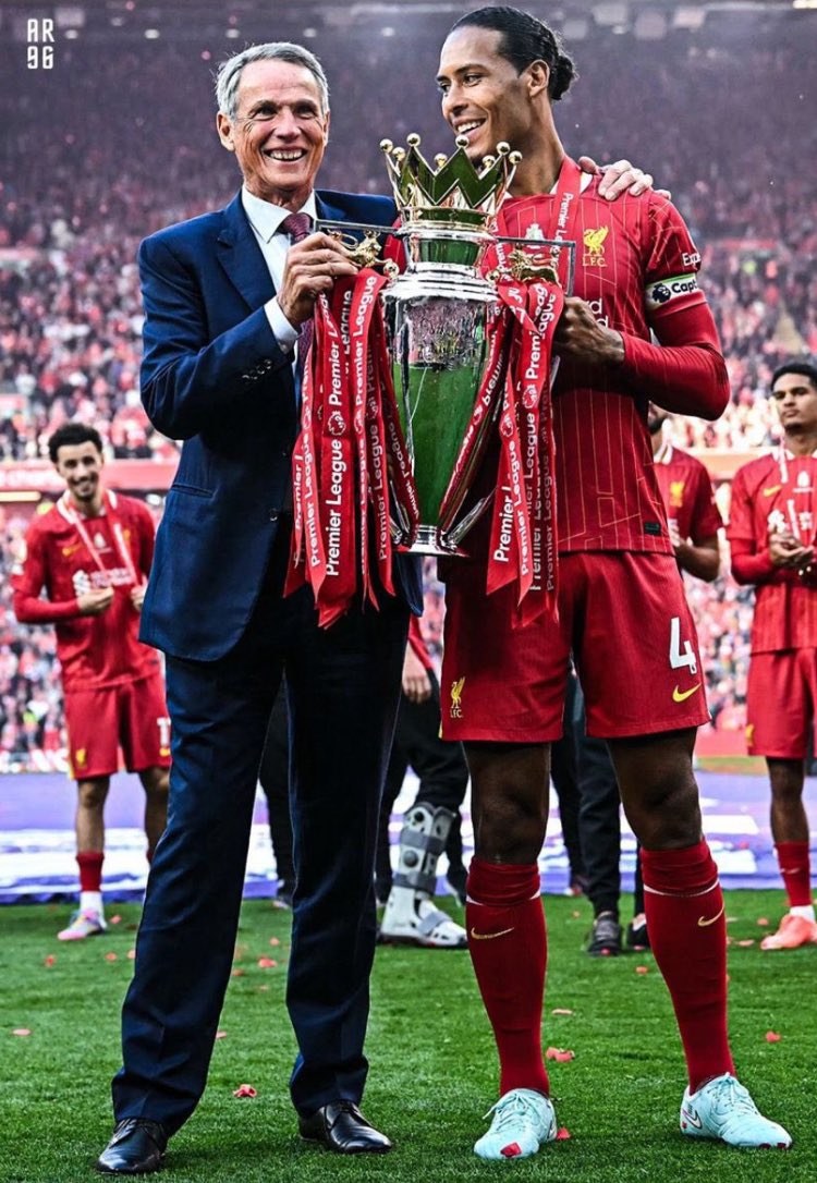 This closes a chapter in my life, completes a circle, whatever.

Hansen was unrivalled. Perhaps still is. 

But that torch has finally been passed on. It’s taken 35 years. 

I’m honoured to have seen both play.