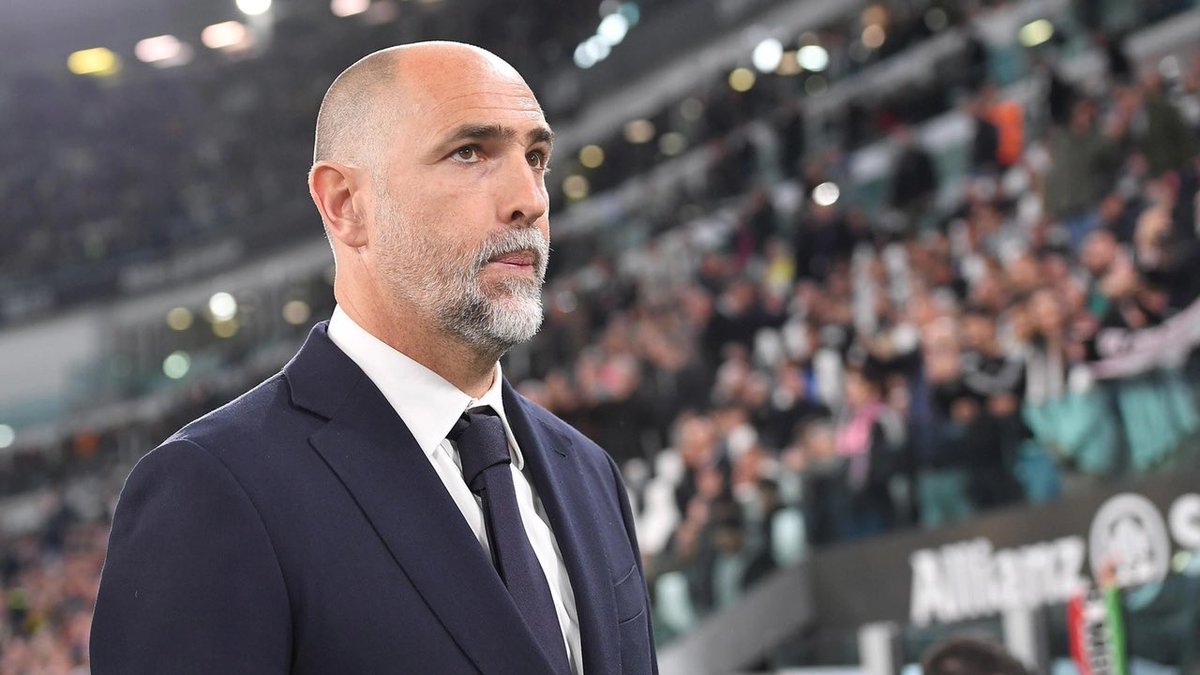 AngyAC3's tweet image. Oggi più di ieri…antonio conte uomo di 💩 💩 💩!!! Grazie IGOR🤍🖤