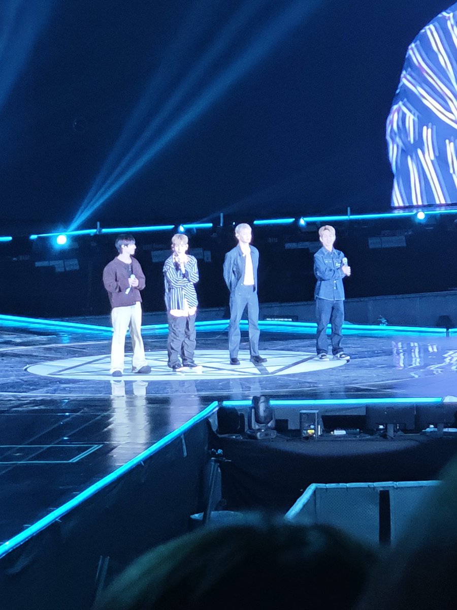 ArielNing's tweet photo. 5.25 #SHINee 插曲：被骗1880 https://t.co/0h09AmQ6Hi