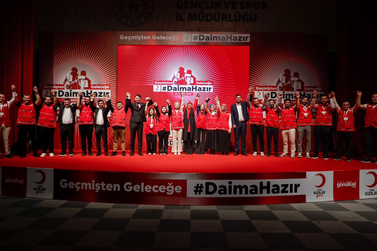 Rabbime hamd olsun , yolumuz açık olsun🌙