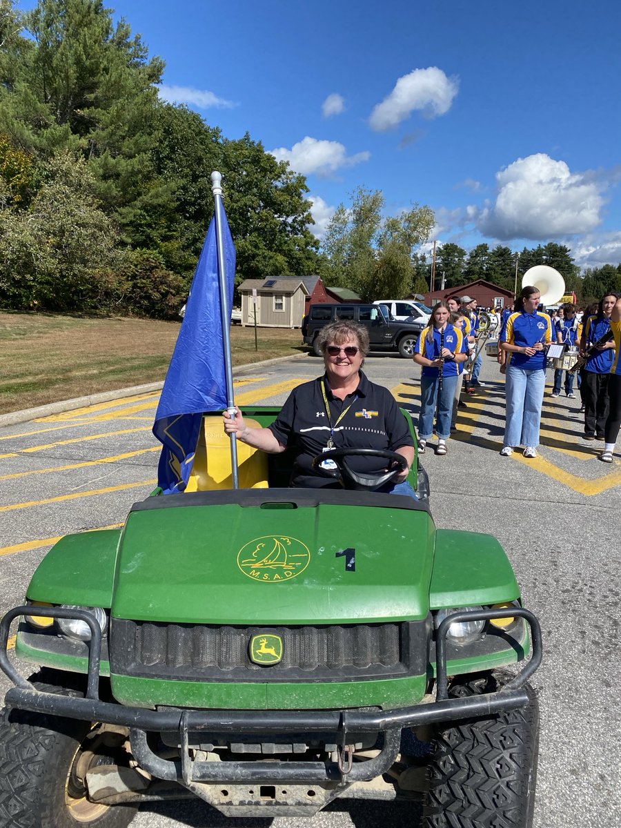 Laker Nation, send Birthday wishes Mrs.Johnson’s way🎂🎉