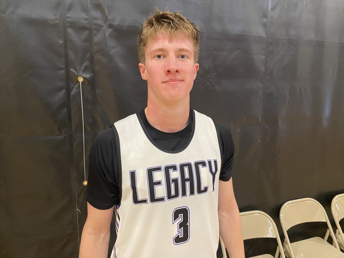 RyanJamesMN's tweet photo. Buffalo Legacy 78
MN Fury Zurn 76
@PHCircuit 
#PHHardWorkRegionFinals 

BL: Thomas Jordan 28pts/5ast (9-16fg), Matthew Jordan 22pts (7-12fg), Eli Hegle 12pts/8rbs

FZ: Max Beeninga 12pts (5-12fg), Colton Purcell 12pts (5-13fg), Bennett Cizadlo 15pts (5-8fg), Ray Brau 8pts/7rb https://t.co/yM118QLPVz