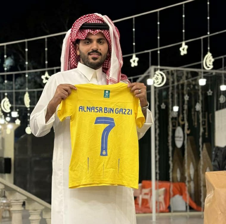 بمناسبة فوز #النصر
بختار حسابين من التغريدة هذي 
      هدية "50 " الف ريال 
         موعدنا بعد الفجر 
رتويت للتغريدة + لايك❤️ + تعليق بنقطه👌 
#احتجاج_النصر_علي_العروبه 
#النصر_ينتصر_للقانون