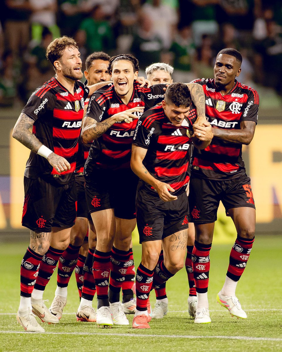 Flamengo_es's tweet image. Equipo unido🫂