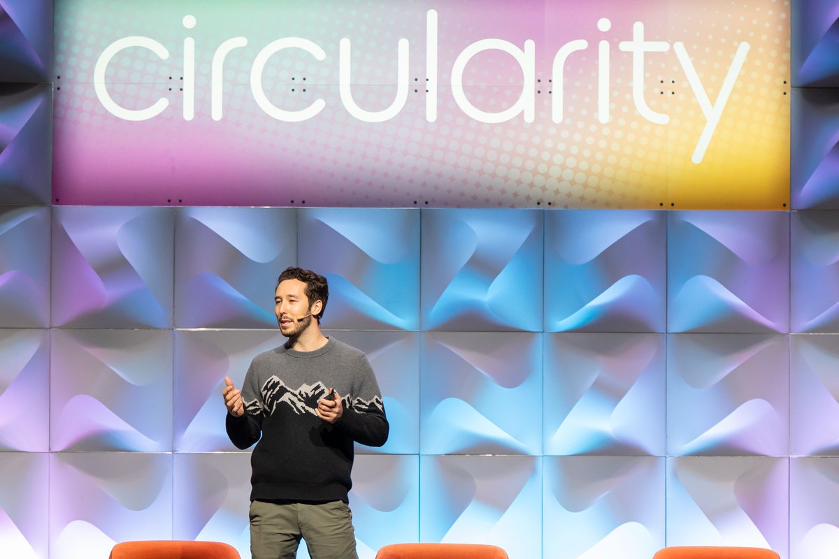 trellisgroup_'s tweet image. 🚀 Five bold startups. One live pitch competition. One audience-chosen winner. At #Circularity, 5 startups took the stage to pitch their circular economy solutions in front of a live audience. Watch the pitch competition: buff.ly/uxMhUcu 
#StartupsToWatch #CircularEconomy