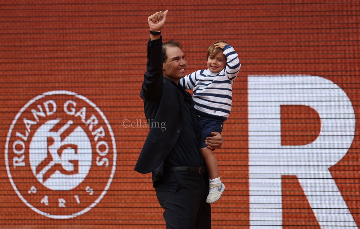 Leaving with the most precious trophy this time 👦 <a href="/rolandgarros/">Roland-Garros</a> <a href="/RafaelNadal/">Rafa Nadal</a> #family #vamosrafa #tennisphotography <a href="/CanonUKandIE/">Canon UK and Ireland</a>