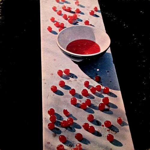 No. 1 this week in 1970, <a href="/PaulMcCartney/">Paul McCartney</a> 's "McCartney." While it was displaced from the pole position, ironically, by "Let It Be," it did accomplish what McCartney set out to do: establish the former Beatle as a solo force. More at the link. number1albums.com/mccartney-paul…