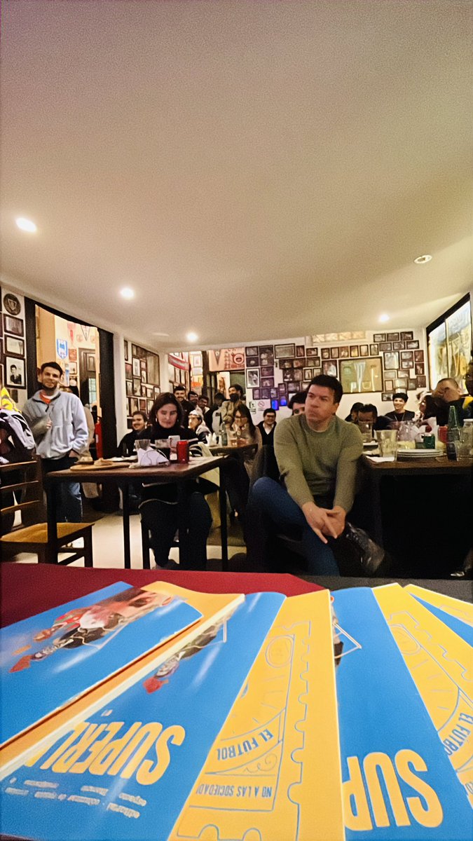 axelpickett's tweet photo. Muy agradecido de la posibilidad de compartir en el lanzamiento de la revista Superliga en el futbolero Club Yungay. La buena lectura y el debate sobre el fútbol más allá de la cancha es siempre una grata invitación. ¡Mucho éxito en este interesante proyecto literario futbolero! https://t.co/44cnweFvIS
