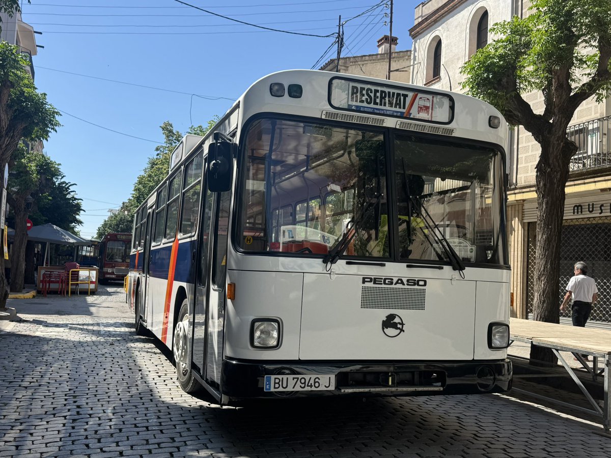 Avui s’ha celebrat la 1a edició del Retro Bus Caldes.
Us deixem amb un resum fotogràfic de la jornada
<a href="/sagalesbus/">Sagalés</a> <a href="/TMB_Barcelona/">TMB</a> <a href="/AjCaldesMontbui/">Aj Caldes de Montbui</a>