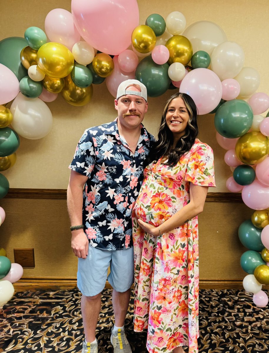 __SammanthaE's tweet photo. Haven’t said anything here since 2022 apparently? Update: I can’t wait to watch this guy become a dad to our little princess 🥹🩷 https://t.co/FxvMp3YRPb