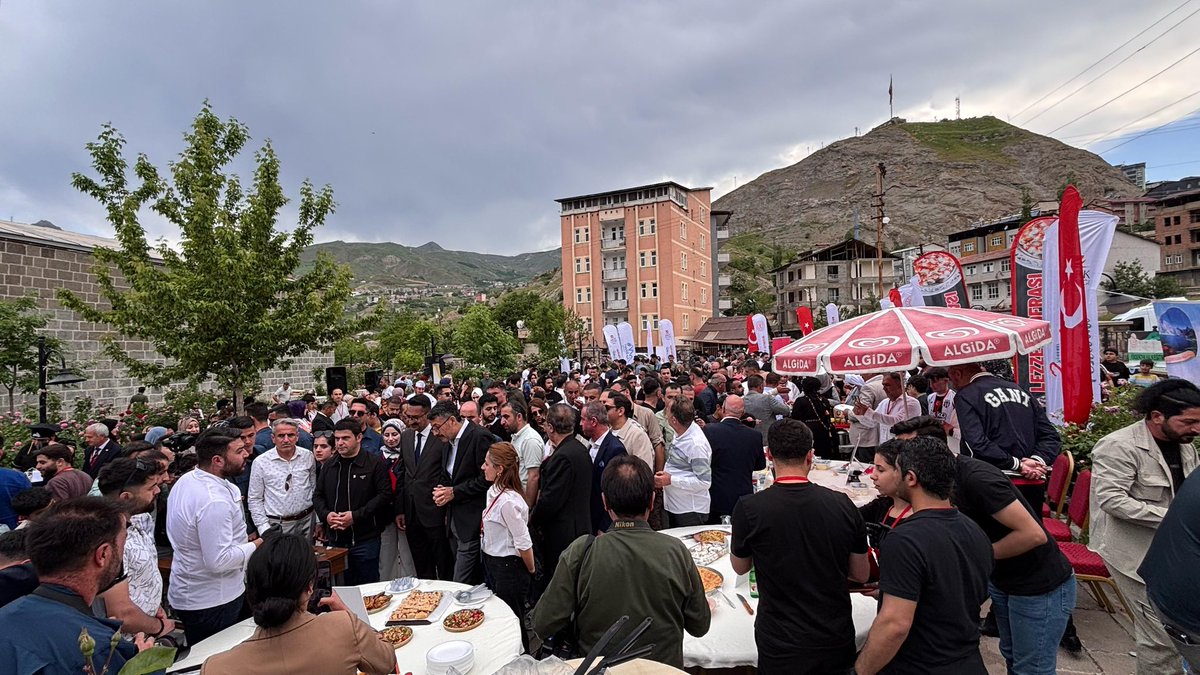 📍HAKKARİ

✅️ Tarihi Meydan Medresesi

❇️ Hakkari 2. Yöresel Lezzetler Festivali

Valimiz Sn. Ali ÇELİK, Uluslararası Üniversiteler Konseyi (IUC) Başkanı Sn. Orhan Hikmet AZİZOĞLU, Protokolümüz, teşkilatımız ve vatandaşlarımızla birlikte;

T.C. Cumhurbaşkanlığı, Kültür ve