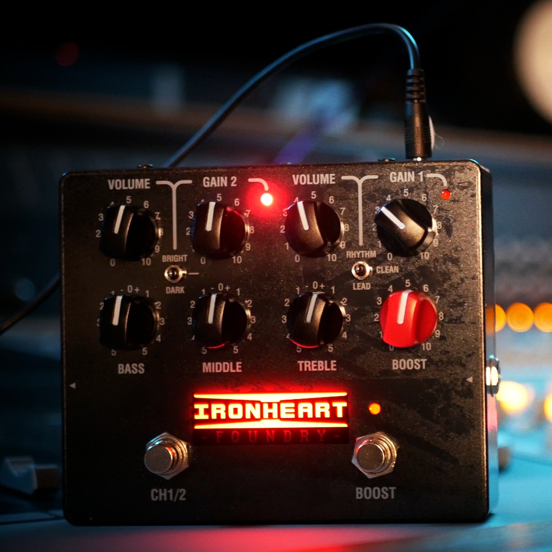 USE IT TO RECORD

Using the LOUDPEDALS onboard high-quality cabinet emulation you never need to mic a cab again. You can plug the LOUDPEDAL directly into you DAW for writing and recording. You can turn the cabinet emulation off and use your favourite IR’s it’s your call.