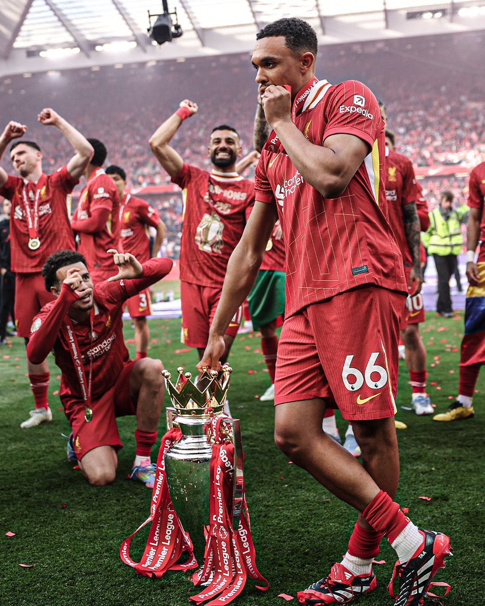 Thanks for 20 years of service legend <a href="/TrentAA/">Trent Alexander-Arnold</a>