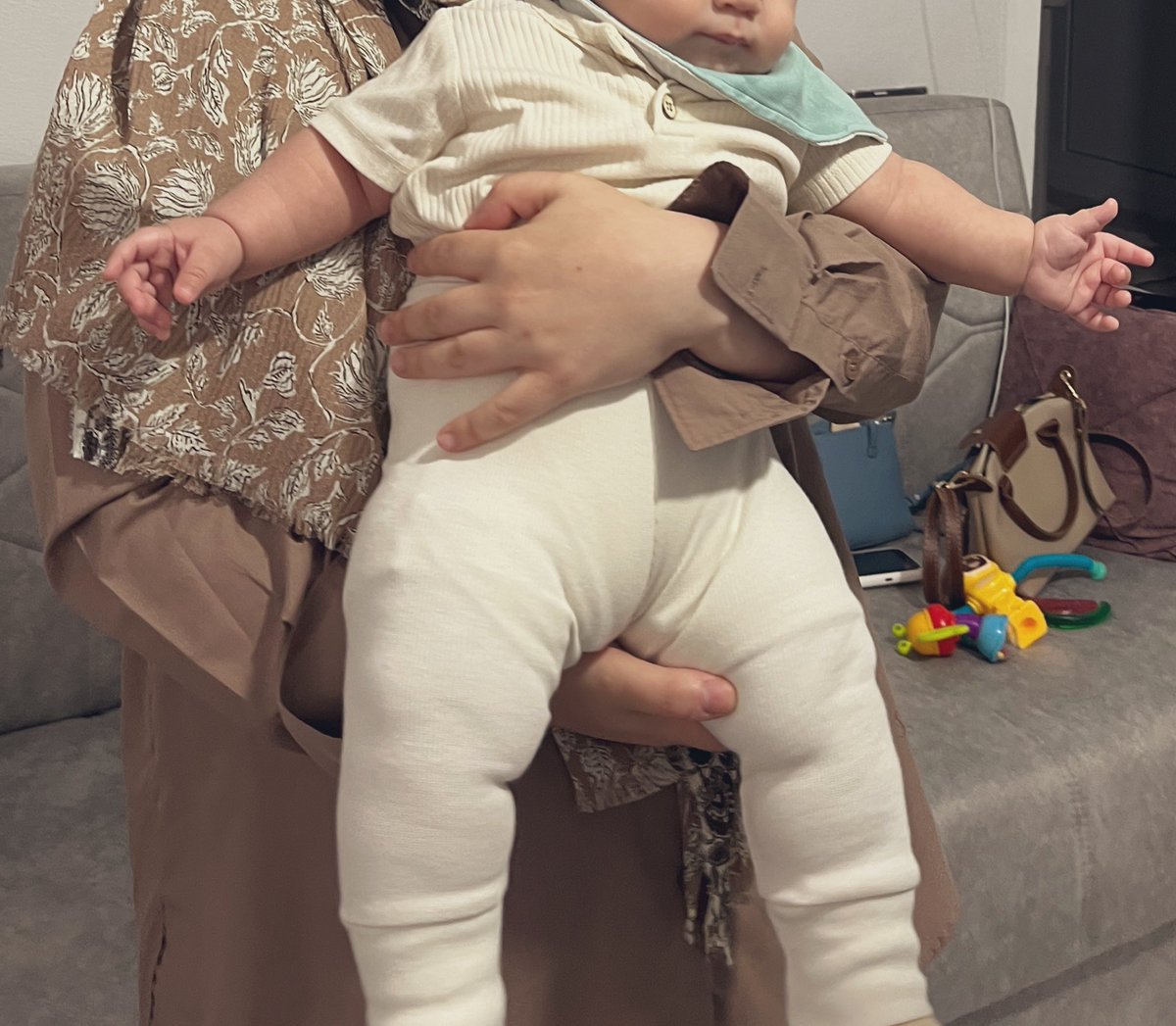 Marifeet's tweet photo. yakın arkadaşının bebeği ile tanışmak teyzelik yüklemesi yaşandı bugün!
🙈💗🤗🐣👶💛🫶 https://t.co/mMCviT6nyu