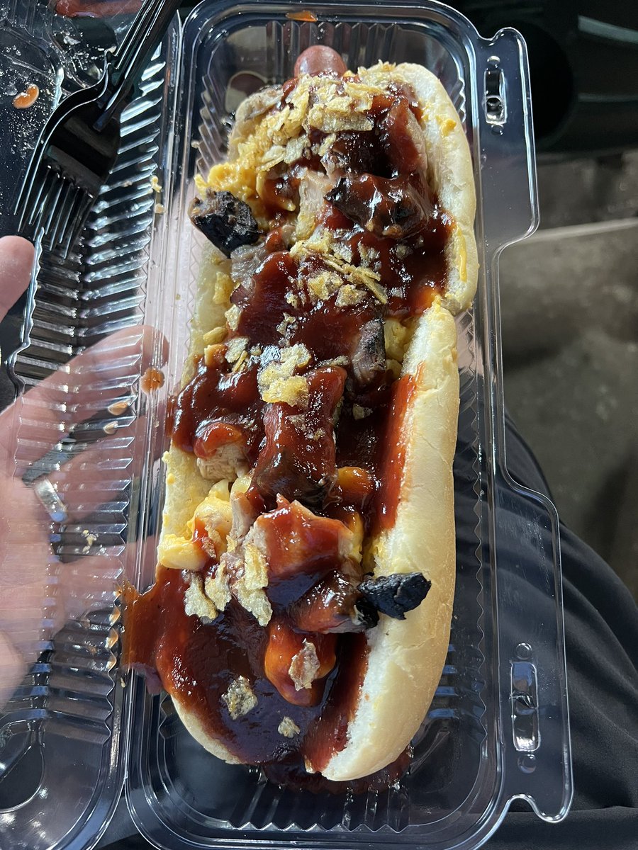 JakeWieds's tweet photo. Ballpark #17 - Daikin Park in Houston. First stadium on our road trip! Sometimes you just know when a stadium is a great place to watch a game and this was one. The food choices were endless and there’s so many cool spots to watch the game,  pretty sick spot! https://t.co/jydq2vW9Z5