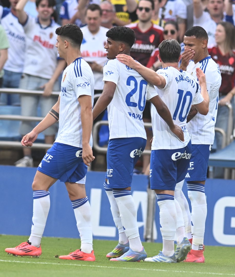 MARCA (@marca) on Twitter photo Ahora mismo, el <a href="/CD_Eldense/">CD Eldense SAD</a> bajaría de categoría. Gana su partido, sí, pero el <a href="/RealZaragoza/">Real Zaragoza</a> también Ahora mismo, el <a href="/CD_Eldense/">CD Eldense SAD</a> bajaría de categoría. Gana su partido, sí, pero el <a href="/RealZaragoza/">Real Zaragoza</a> también