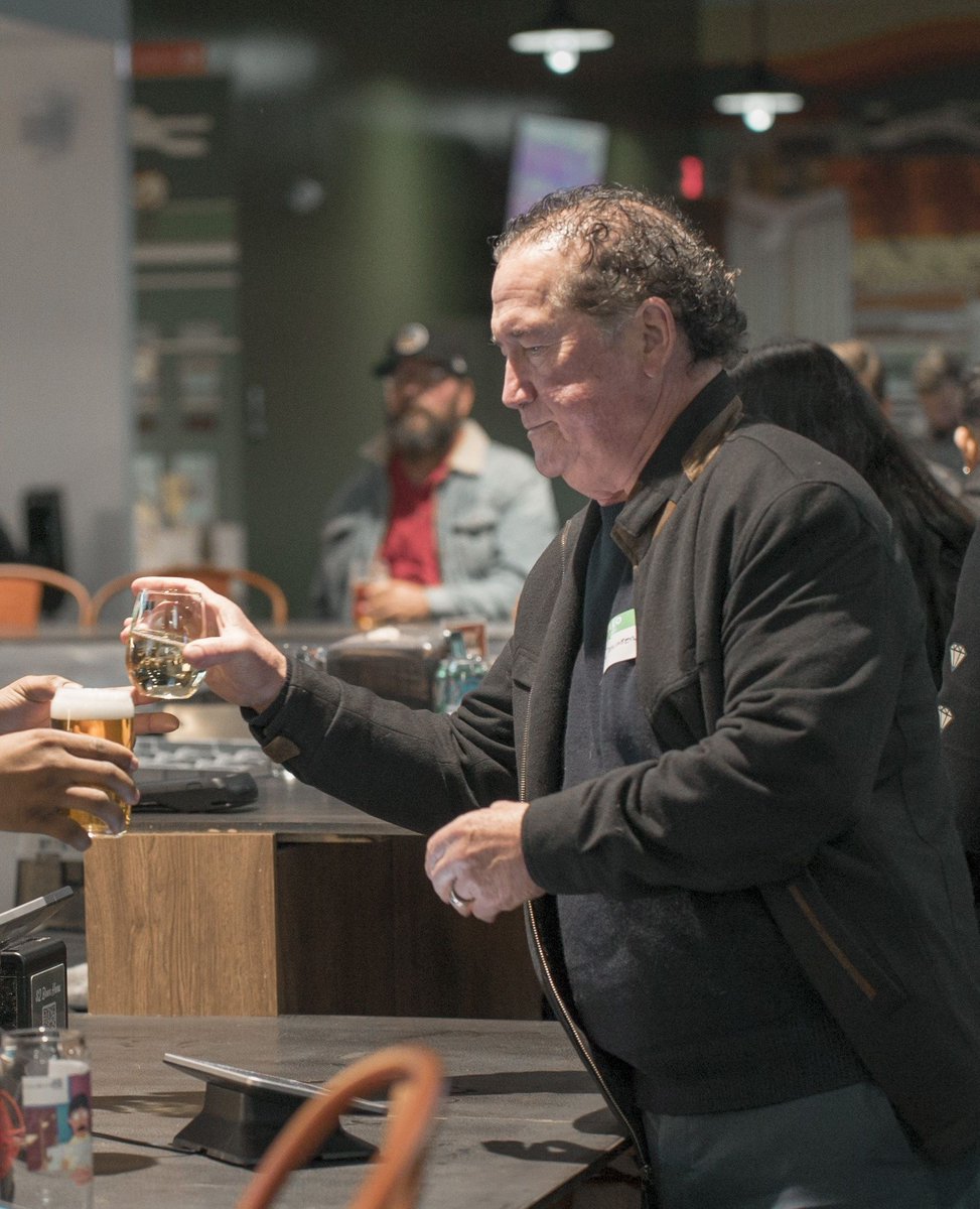 Tipsy Putt tweet media