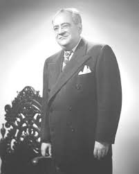 25 de mayo de 1959.- Fallece Don Isidro López Zertuche, empresario e impulsor de la industria en #Coahuila. Fundador del Grupo Industrial #Saltillo. Un bulevar en la capital Coahuilense le honra al llevar su nombre.