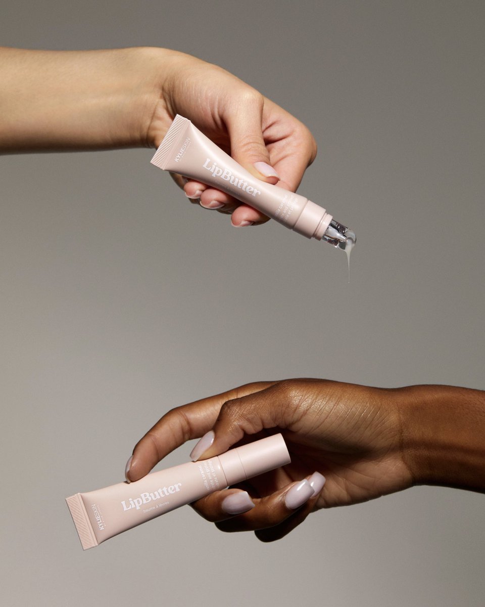 vanilla caramel lip butter always on hand this summer 🤍👄

shop our up to 30% off memorial day sale on kylieskin.com!