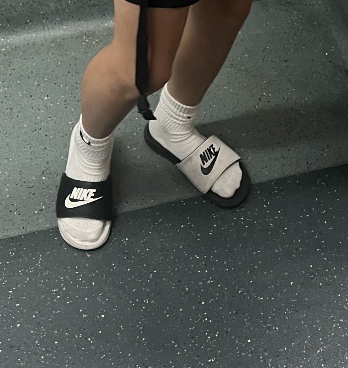 想聞想奶嗎😏😏