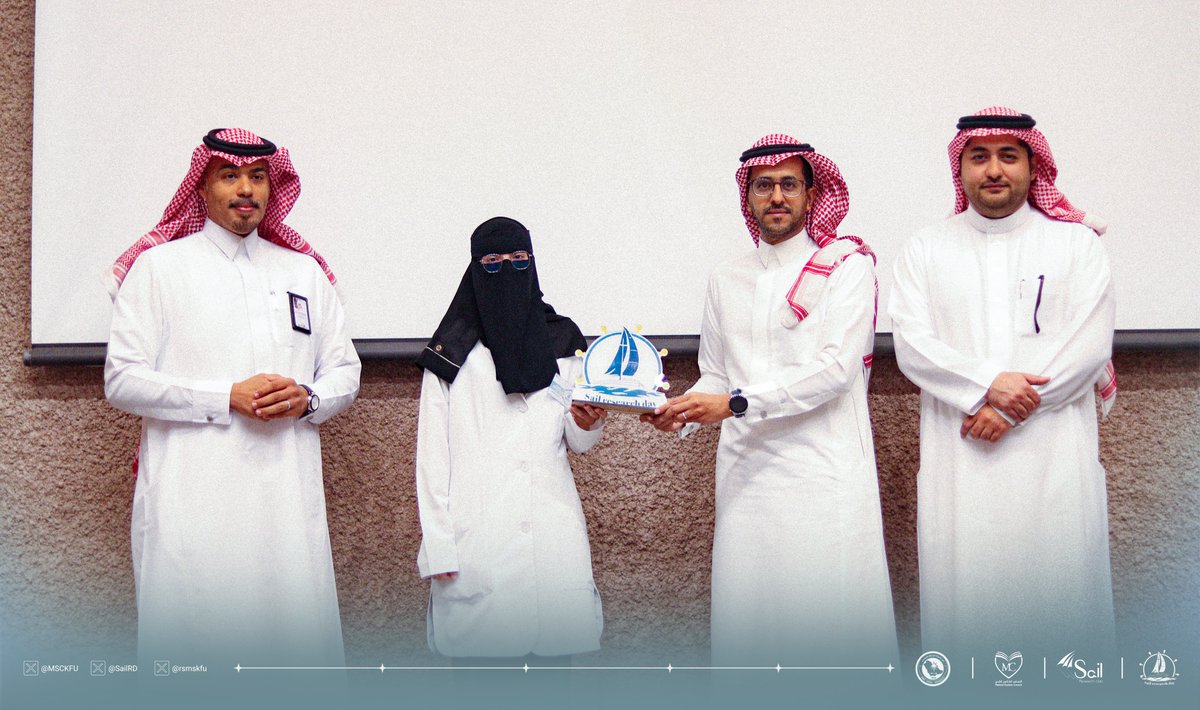 بعد منافسات ثرية ومعايير دقيقة، يسرنا الإعلان عن الفائزين في مسابقات يوم البحث العلمي، تقديراً لما قدموه من جودة وإبداع.

الفائز بالمركز الثالث في منافسة العروض الشفهية: سارة البنيان

نبارك لهم هذا التميّز، ونتطلّع لمزيدٍ من العطاء والإنجاز 🥇✨

#SailResearchDay