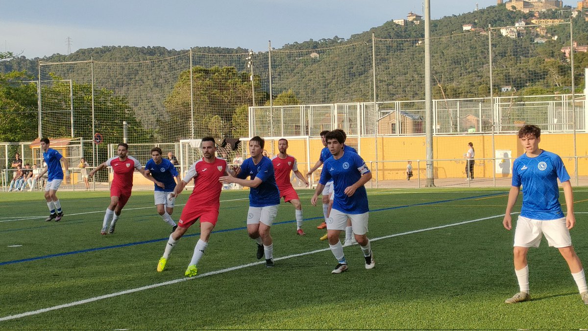 🕒 Final a Vallvidrera

➡️ <a href="/daumarclub/">Daumar</a> 3-0 <a href="/AtleticoMarina/">Atlético Marina</a>

📝 Eliminatòria coll amunt per un Marina que no ha tingut el dia. Tampoc l'àrbitre amb un criteri incomprensible que ha condicionat el partit a favor dels locals.

#TheCatalanGroundhopper #FutbolCat #groundhopping