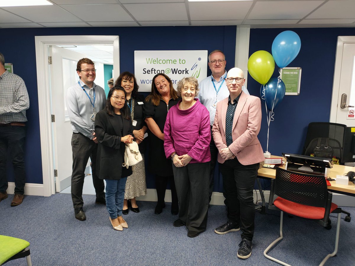 Sefton_Labour's tweet photo. The launch of Sefton@Work’s new premises was a fantastic step forward in helping local people into good jobs and training. This is Labour in action—investing in our communities and building a fairer future. #SeftonAtWork #LabourValues #JobsForAll https://t.co/0Ff90EBIZ7
