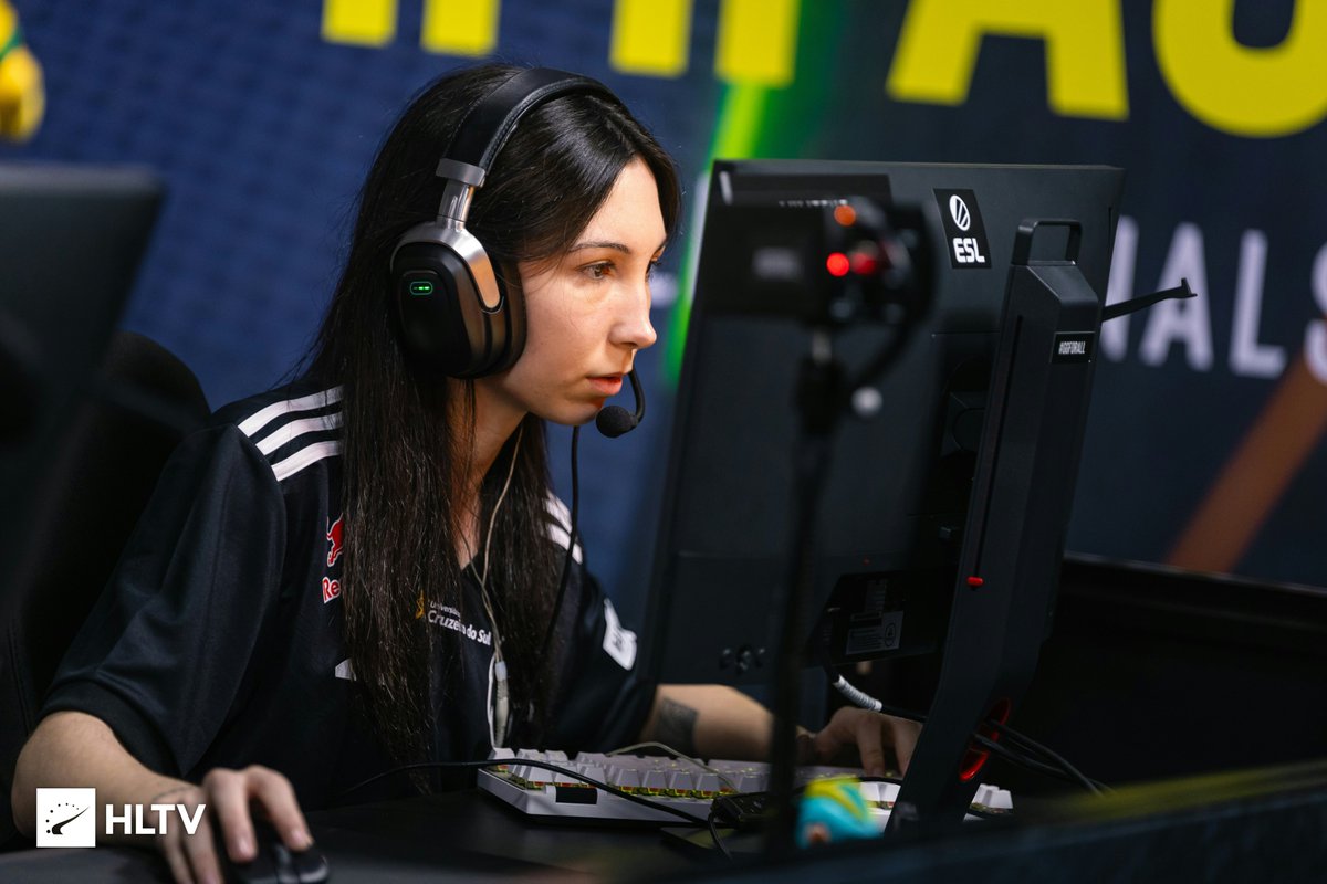 🇦🇷 𝗖𝗢𝗥𝗢𝗡𝗔𝗗𝗔 𝗗𝗘 𝗚𝗟𝗢𝗥𝗜𝗔 🇦🇷

<a href="/LuDubra/">lulitenz ;)</a> se consagró campeona de la ESL Impact 2025 con <a href="/FURIA/">FURIA</a>  fe 🏆

En la gran final vencieron 2-1 a <a href="/SNComets/">Supernova Comets</a>💥
en el escenario principal del IEM Dallas 📍

La bandera argentina flamea en lo más alto del CS femenino, en un día patrio!